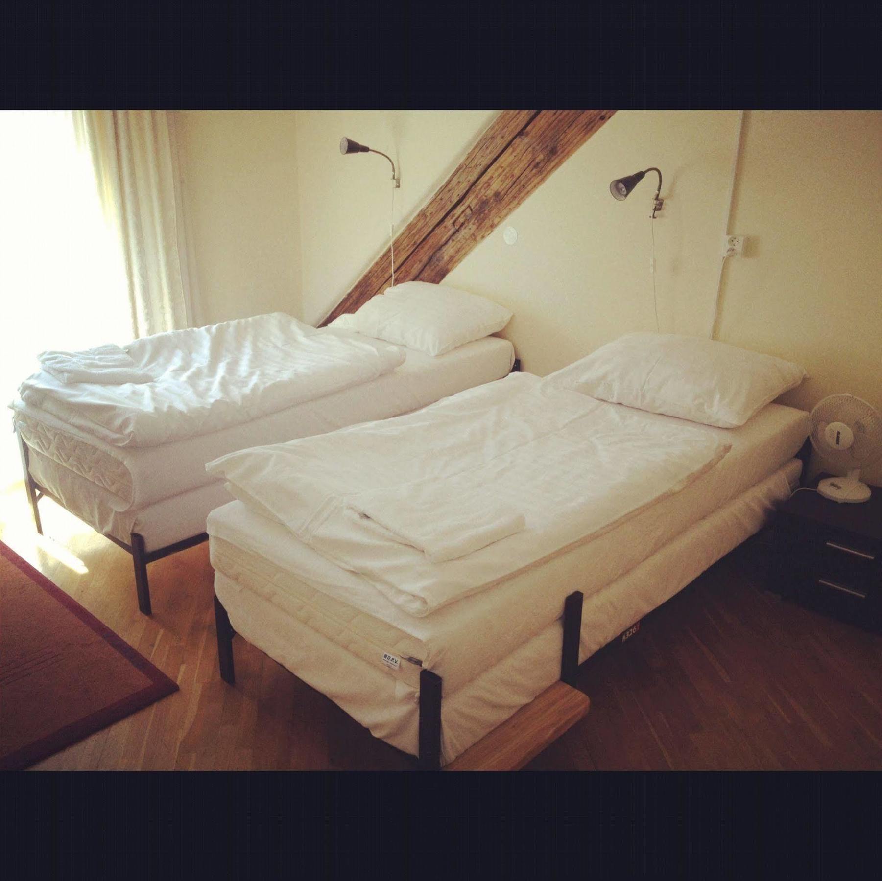 Hostel Mango Прага Экстерьер фото